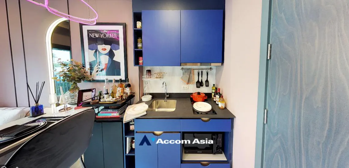 unit 1 Bedroom  Condominium For Sale in Sukhumvit, Bangkok  near BTS Ekkamai (AA32258)