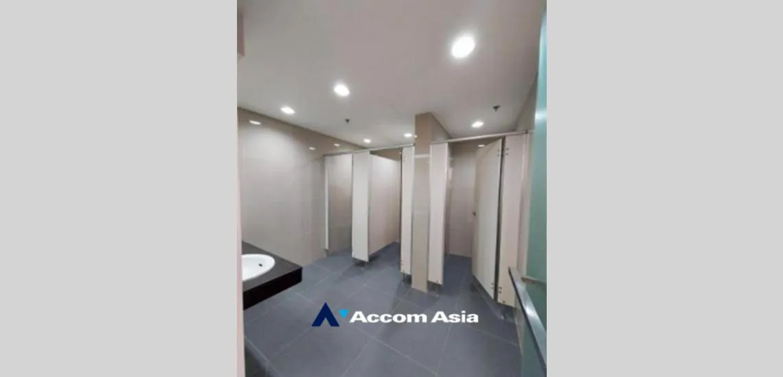 unit Studio  Office space For Rent in Silom, Bangkok  near BTS Chong Nonsi (AA32260)