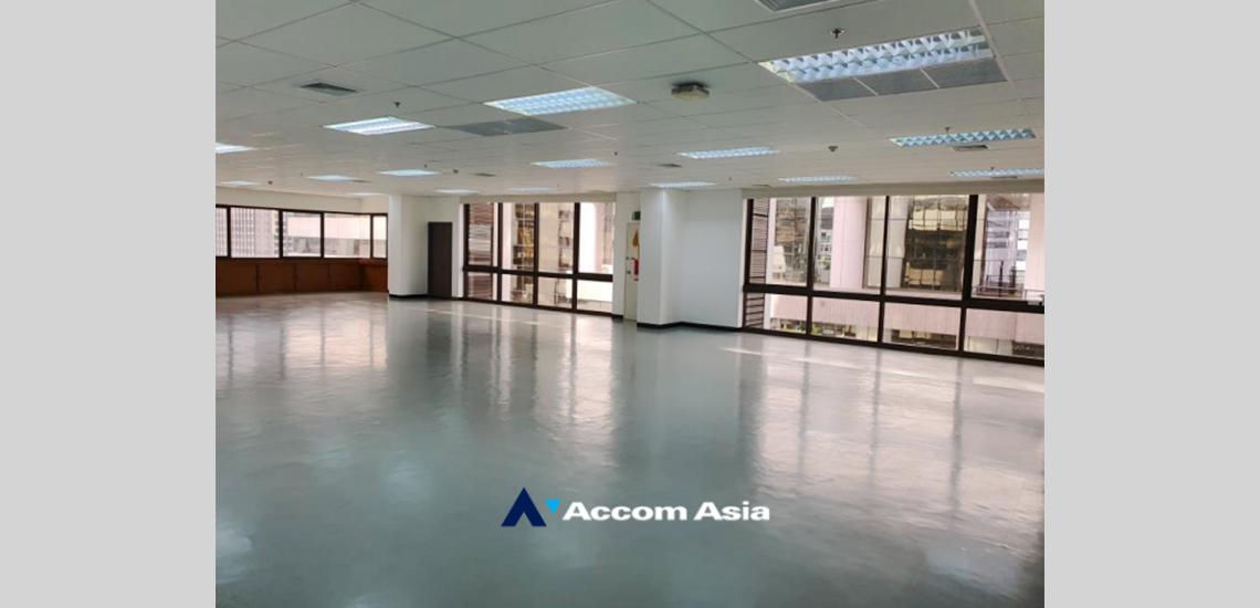  2  Studio Office Space For Rent in Silom ,Bangkok BTS Chong Nonsi at Sathorn Thani AA32261