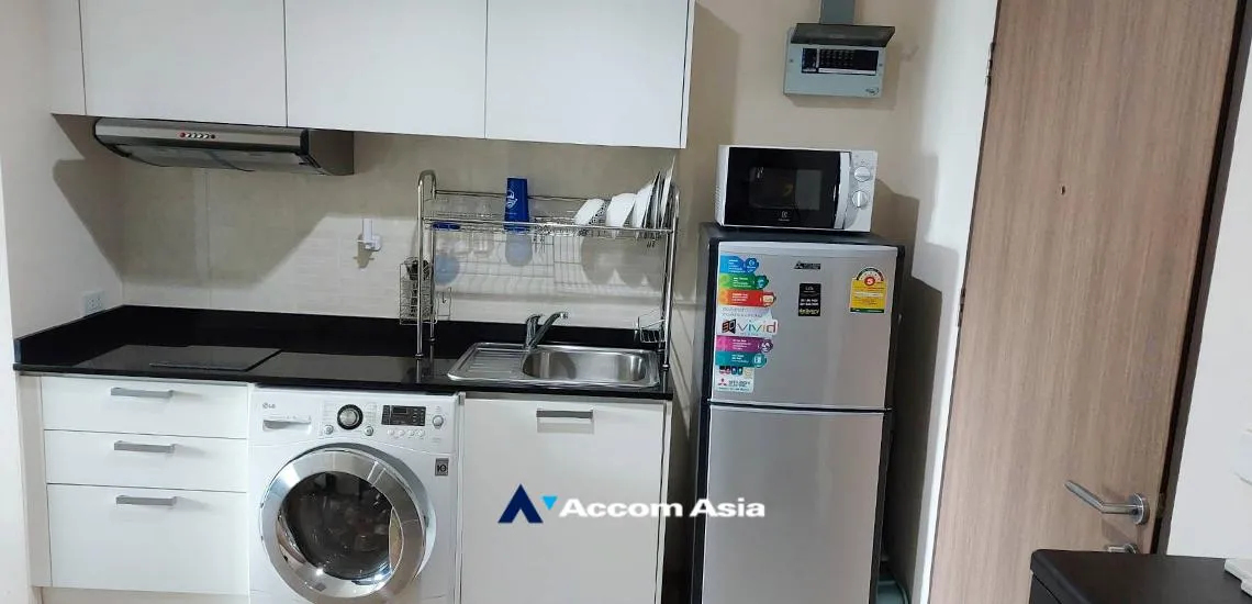 unit 1 Bedroom  Condominium For Sale in Sukhumvit, Bangkok  near BTS Thong Lo (AA32317)