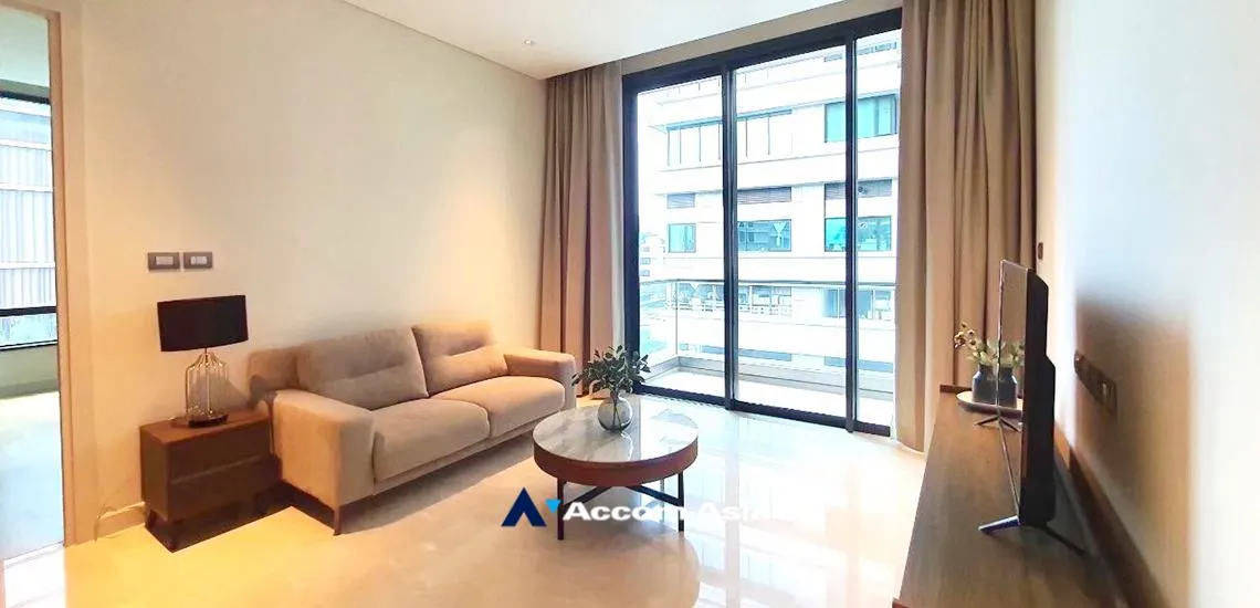  Sindhorn Residence Condominium  1 Bedroom for Rent BTS Chitlom in Ploenchit Bangkok