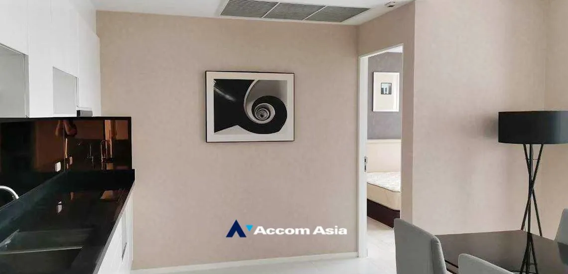 unit 2 Bedrooms  Condominium For Rent in Sukhumvit, Bangkok  near BTS Ekkamai (AA32341)