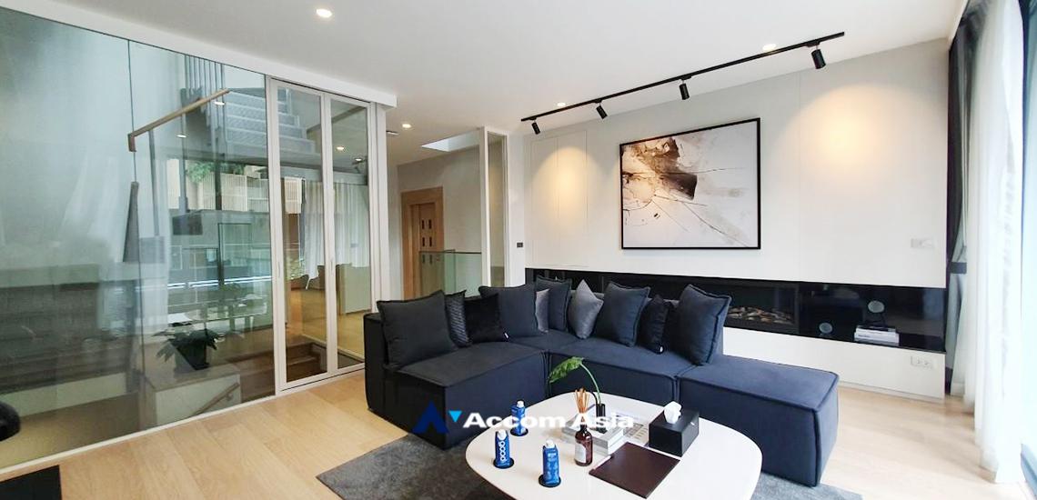 7  4 br Townhouse For Sale in Sukhumvit ,Bangkok BTS Thong Lo at New style premium with usable area AA32344