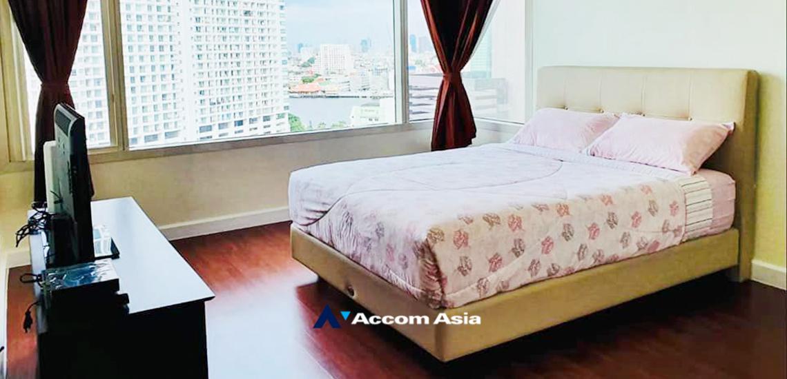  1  2 br Condominium For Sale in Charoen Nakhon ,Bangkok BTS Krung Thon Buri at WaterMark Chaophraya River AA32350
