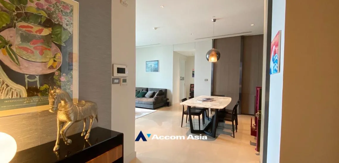 5  3 br Condominium for rent and sale in Ploenchit ,Bangkok BTS Chitlom at Sindhorn Residence AA32378