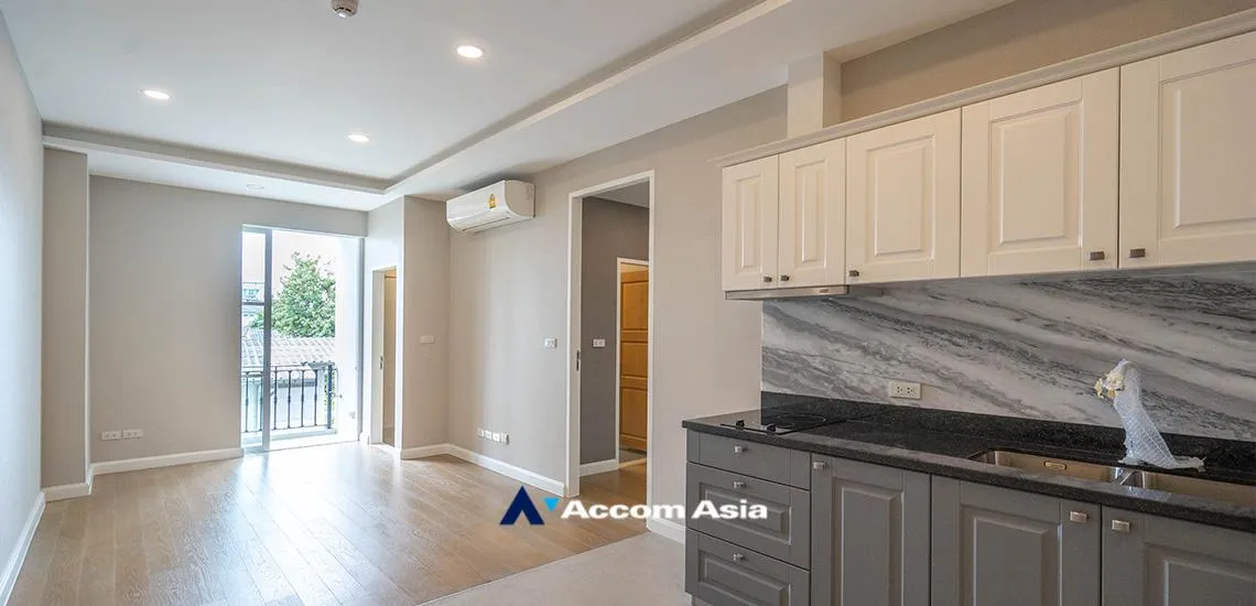  1  1 br Condominium For Sale in Sukhumvit ,Bangkok BTS Thong Lo at Verde Sukhumvit 49/15  AA32381