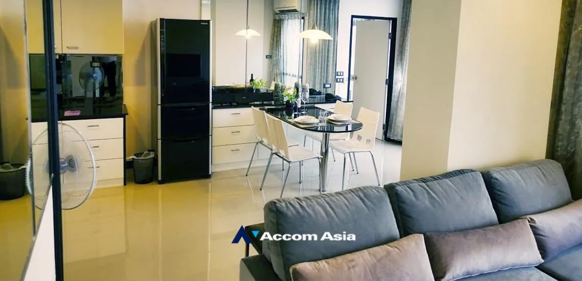 unit 1 Bedroom  Condominium For Sale in Phaholyothin, Bangkok  near BTS Phaya Thai (AA32384)