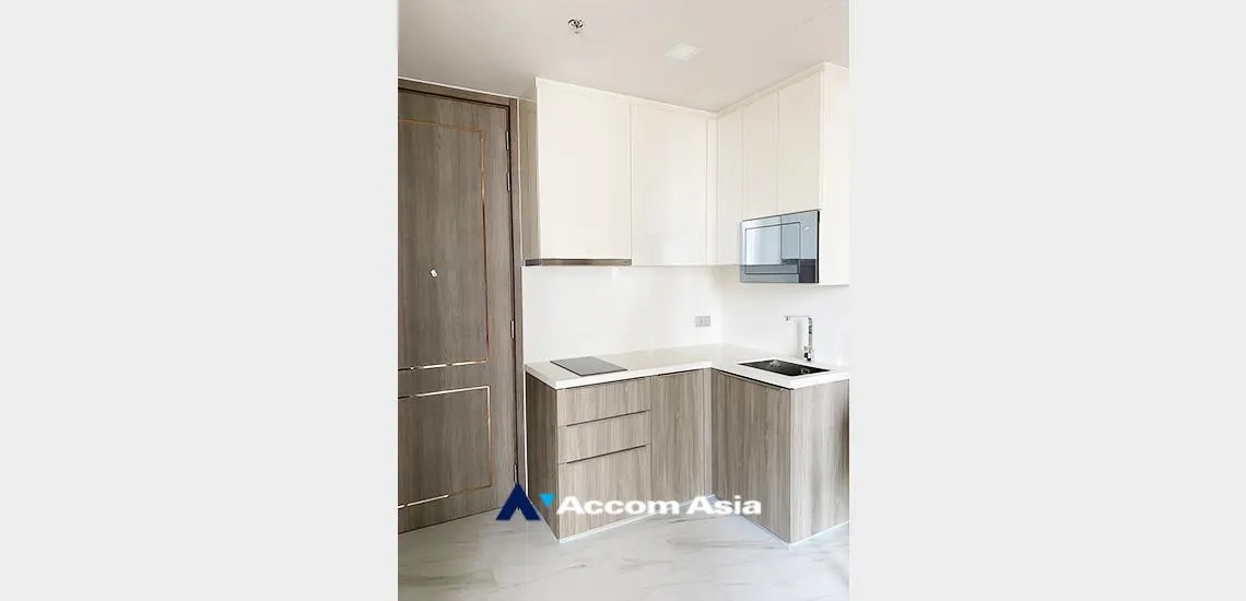 unit 1 Bedroom  Condominium For Rent & Sale in Sukhumvit, Bangkok  near BTS Asok - MRT Sukhumvit (AA32389)