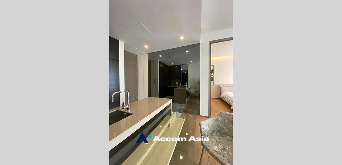 4  1 br Condominium For Sale in Silom ,Bangkok BTS Sala Daeng at Saladaeng One Condominium AA32391