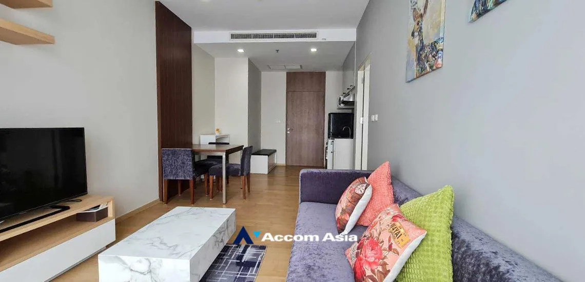unit 1 Bedroom  Condominium For Rent in Sukhumvit, Bangkok  near BTS Ekkamai (AA32395)
