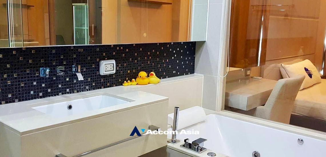 7  1 br Condominium For Sale in Silom ,Bangkok BTS Chong Nonsi at The Address Sathorn AA32413