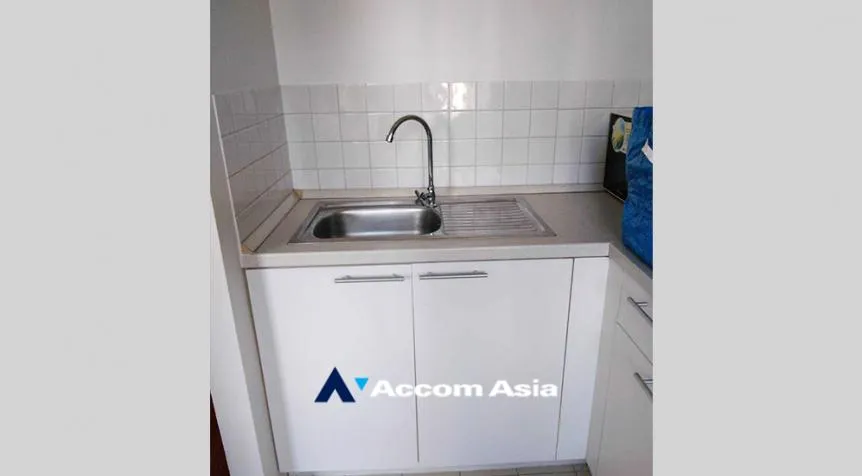 unit 1 Bedroom  Condominium For Rent & Sale in Sathorn, Bangkok  near BRT Thanon Chan (AA32464)