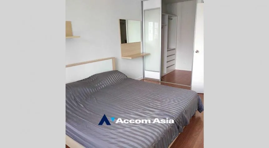 unit 1 Bedroom  Condominium For Rent & Sale in Sathorn, Bangkok  near BRT Thanon Chan (AA32464)
