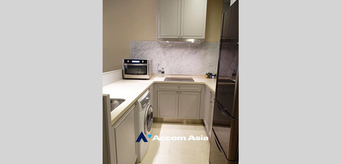 4  1 br Condominium For Sale in Ploenchit ,Bangkok BTS Ploenchit at Oriental Residence Bangkok AA32469