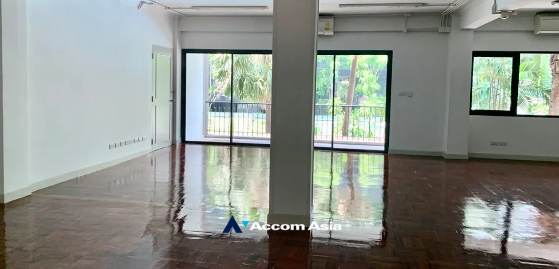 unit Office space For Rent in Sukhumvit, Bangkok  near MRT Sukhumvit - BTS Asok (AA32479)