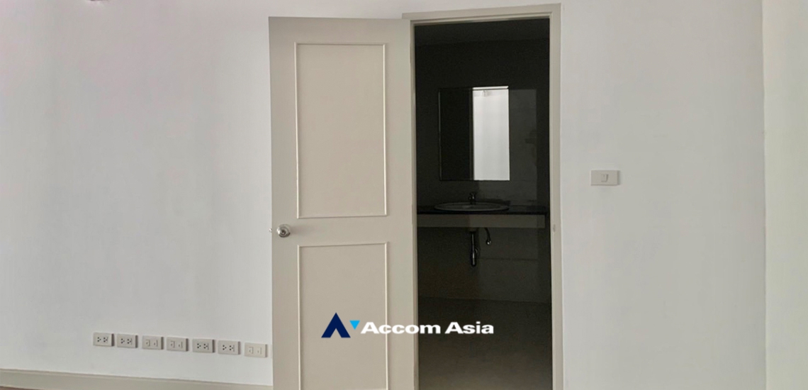  1  Office Space For Rent in Sukhumvit ,Bangkok MRT Sukhumvit - BTS Asok at Asoke Court AA32479