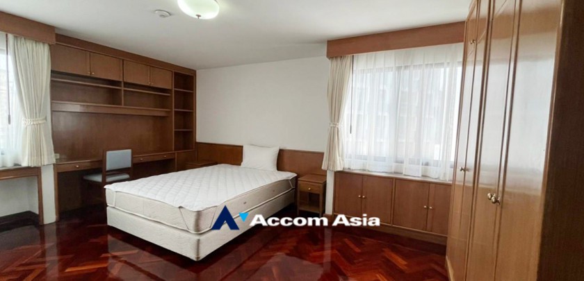 6  3 br Apartment for rent and sale in Sukhumvit ,Bangkok BTS Nana at Perfect for Pet lovers Apartment, near NIST Intl AA32481