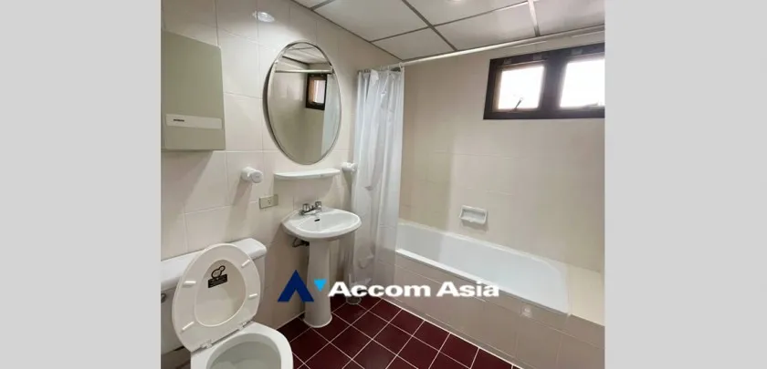 8  3 br Apartment for rent and sale in Sukhumvit ,Bangkok BTS Nana at Perfect for Pet lovers Apartment, near NIST Intl AA32481
