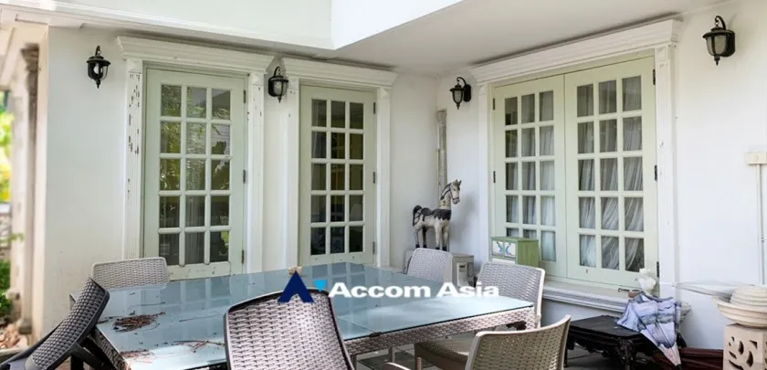 10  3 br House For Sale in Sukhumvit ,Bangkok BTS Ekkamai AA32483
