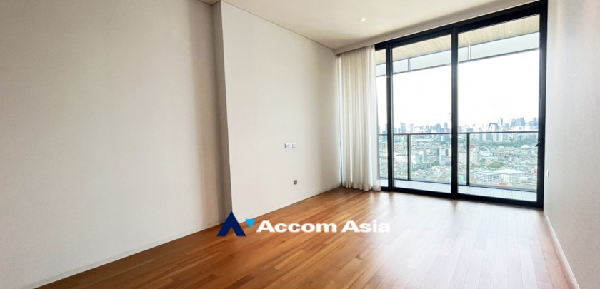 7  3 br Condominium For Sale in Charoen Nakhon ,Bangkok BTS Krung Thon Buri at Banyan Tree Residences Riverside AA32487