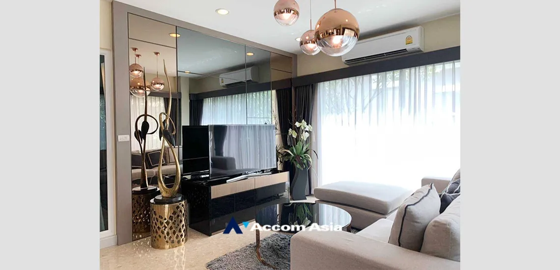 unit 4 Bedrooms  House For Rent & Sale in Latkrabang, Bangkok  near ARL Ban Thap Chang (AA32493)