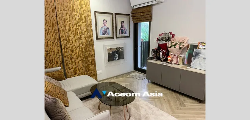 unit 2 Bedrooms  Condominium For Sale in Sukhumvit, Bangkok  near BTS Thong Lo (AA32501)