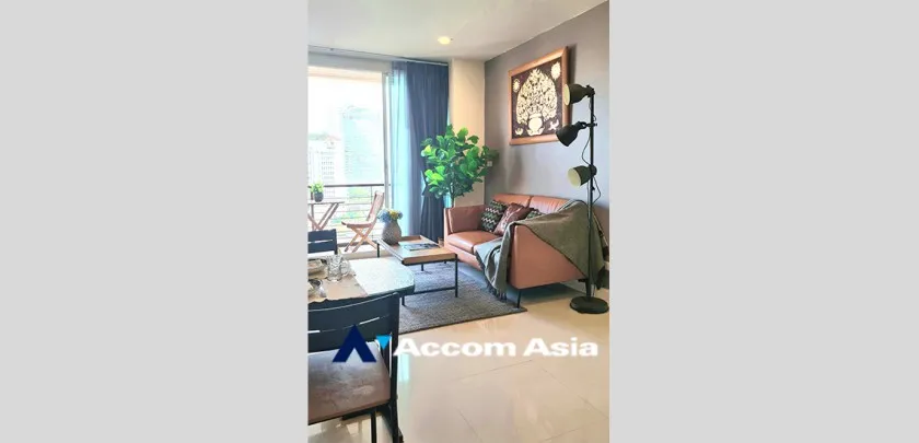 unit 2 Bedrooms  Condominium For Rent & Sale in Silom, Bangkok  near MRT Sam Yan (AA32502)