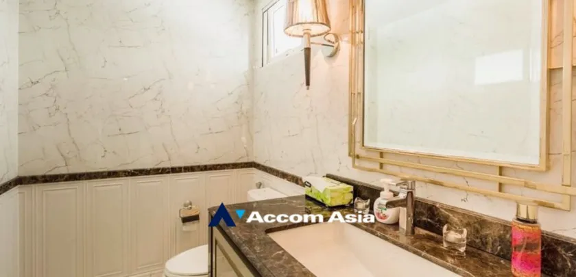 15  4 br House For Rent in Bang Na ,Bangkok  at Nantawan Bangna AA32508