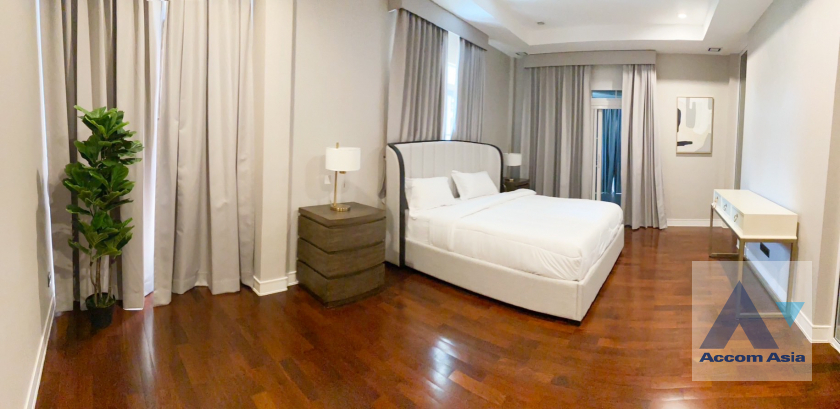 8  4 br House For Rent in Bang Na ,Bangkok  at Nantawan Bangna AA32508