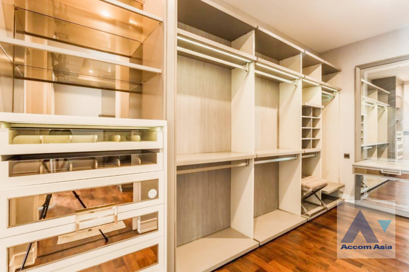 13  4 br House For Rent in Bang Na ,Bangkok  at Nantawan Bangna AA32508