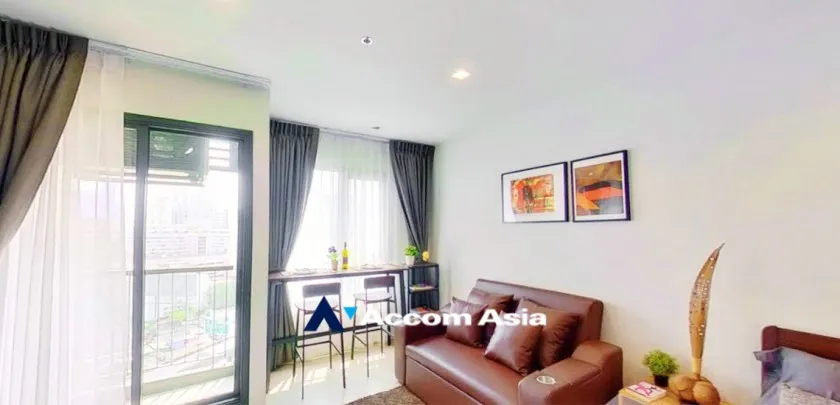 unit 1 Bedroom  Condominium For Sale in Ploenchit, Bangkok  near BTS Ploenchit (AA32509)