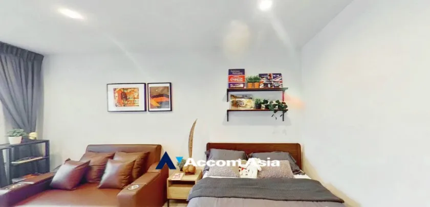 unit 1 Bedroom  Condominium For Sale in Ploenchit, Bangkok  near BTS Ploenchit (AA32509)
