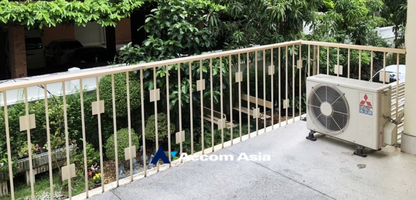 10  2 br House For Rent in Sukhumvit ,Bangkok BTS Nana at House in Compound Sukhumvit 7 AA32510