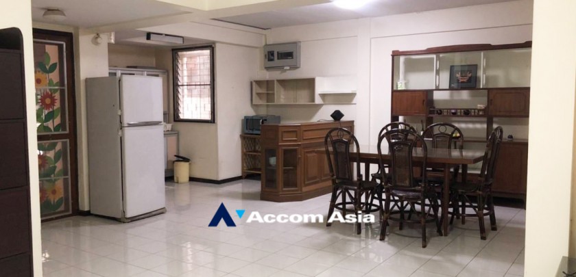  1  2 br House For Rent in Sukhumvit ,Bangkok BTS Nana at House in Compound Sukhumvit 7 AA32510