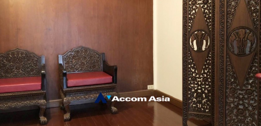 7  2 br House For Rent in Sukhumvit ,Bangkok BTS Nana at House in Compound Sukhumvit 7 AA32510