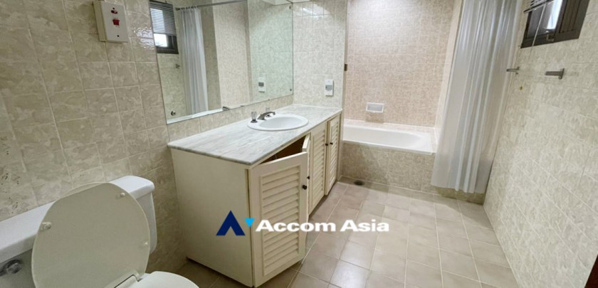 8  3 br Apartment for rent and sale in Sukhumvit ,Bangkok BTS Phrom Phong at Suite For Family AA32516
