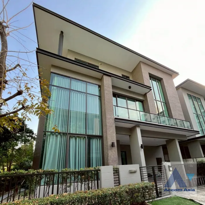  2  5 br House For Rent in Lat Phrao ,Bangkok  at Soul Ekamai-Ladprao AA32527