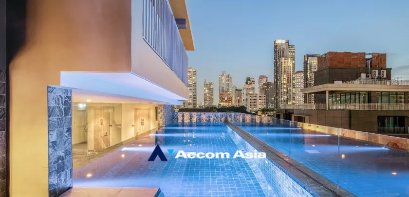  2  2 br Apartment For Rent in Sukhumvit ,Bangkok BTS Ekkamai at Perfect For Family AA32565