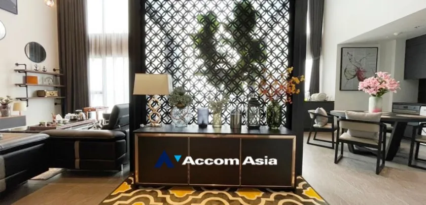 unitDouble High Ceiling, Duplex Condo |  2 Bedrooms  Condominium For Rent in Silom, Bangkok  near BTS Surasak (AA32627)