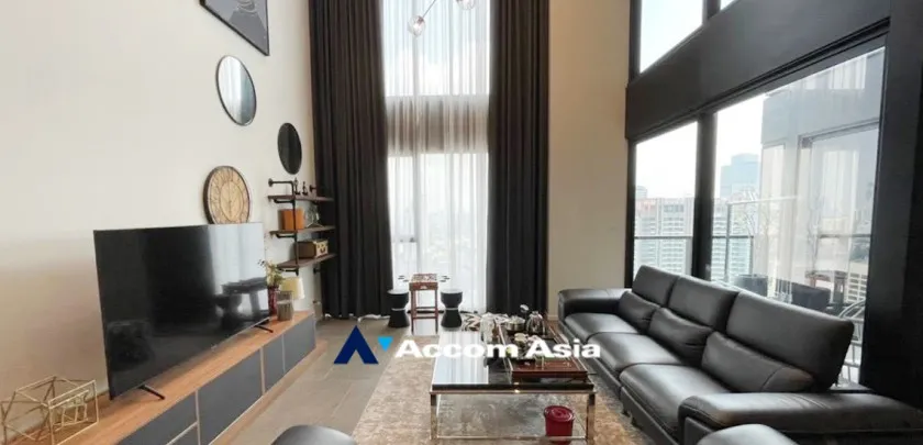 unitDouble High Ceiling, Duplex Condo |  2 Bedrooms  Condominium For Rent in Silom, Bangkok  near BTS Surasak (AA32627)