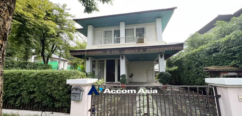 unitPet friendly |  3 Bedrooms  House For Sale in Lat Phrao, Bangkok  (AA32637)