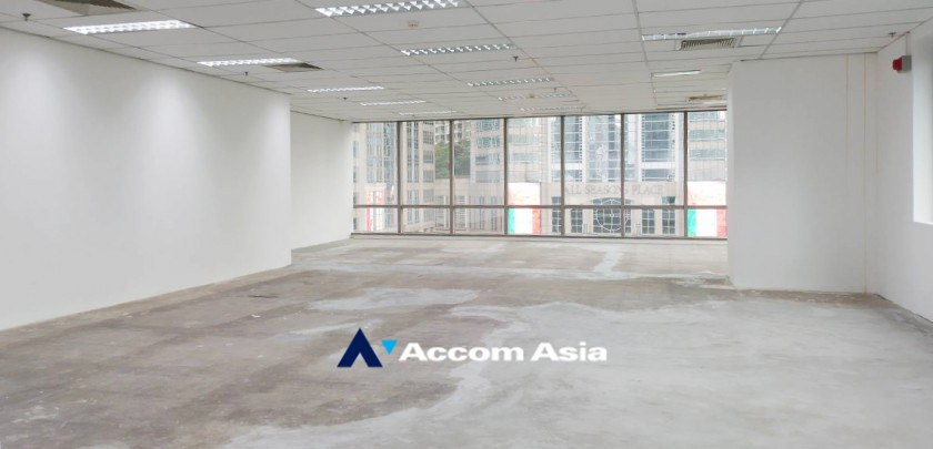 1  Office Space For Rent in Ploenchit ,Bangkok BTS Ploenchit at 208 Wireless Road Building AA32642