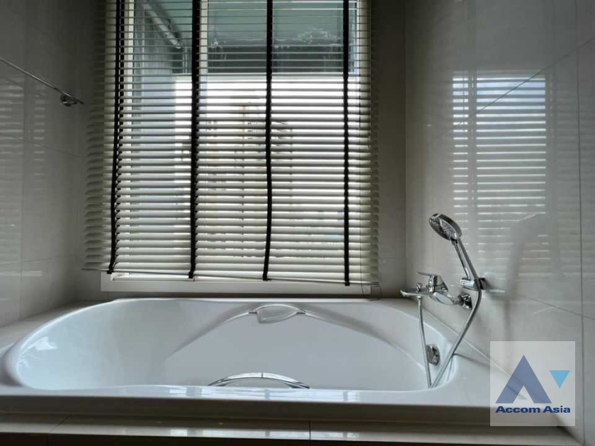 5  2 br Condominium For Rent in Sukhumvit ,Bangkok BTS Phrom Phong at 39 By Sansiri AA32643