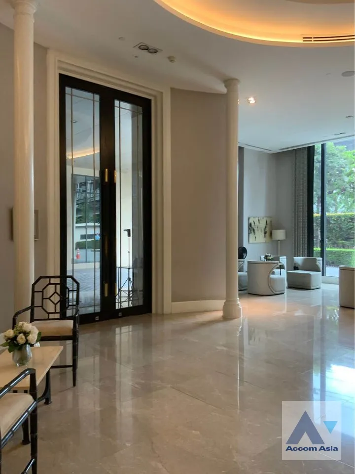  1  2 br Condominium For Sale in Silom ,Bangkok BTS Surasak at The Diplomat Sathorn AA32645