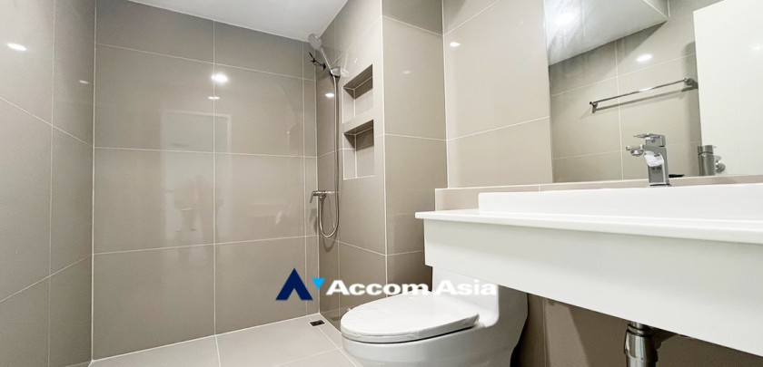 17  3 br Townhouse for rent and sale in Sukhumvit ,Bangkok BTS Phra khanong AA32652