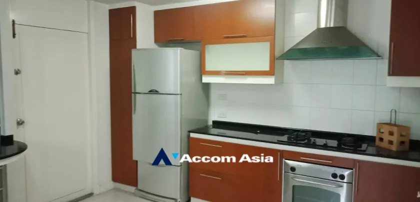 unitPet friendly |  3 Bedrooms  Apartment For Rent & Sale in Sukhumvit, Bangkok  near BTS Phrom Phong (AA32658)