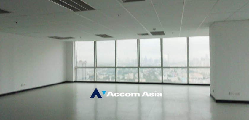  2  Office Space For Rent in Pattanakarn ,Bangkok ARL Ramkhamhaeng at UM Tower AA32660