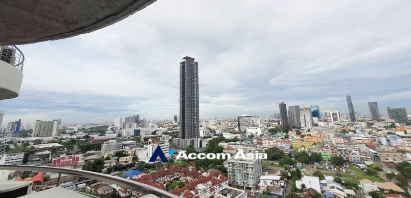 Supalai Place   Condominium  2 Bedroom for Sale BTS Phrom Phong in Sukhumvit Bangkok