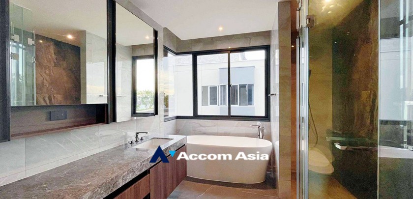 8  7 br House For Sale in Samutprakan ,Samutprakan ARL Ratchaprarop at Modern Italian Style Lakeside AA32696