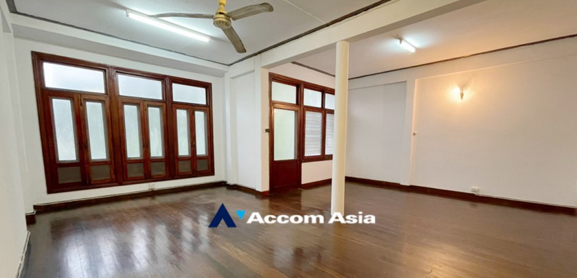  1  2 br Townhouse For Rent in Sukhumvit ,Bangkok BTS Phra khanong at Greenery House AA32699